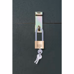 BLACK+DECKER Sárgaréz lakat, hosszított kengyellel, 45mm, 3db kulccsal 2,3x9,7x19,2cm 181gr thumbnail 3