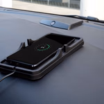 DUNLOP telefontartó vezeték nélküli töltéssel - 10 W - Qi technológia - fekete - 19x10x1,5cm - csúszásmentes lap + szivargyújtó thumbnail 2