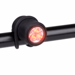 DUNLOP Kerékpár lámpa hátsó szilikonos, 3,0x5,0x3,0cm 30gr, 2XCR2032 elemmel, 3V, 230 mAh thumbnail 4