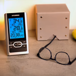 Hyundai időjárásállomás, fekete /ezüst
Kültéri és beltéri hőmérséklet méréssel, kültéri hőmérséklet mérés akár 3 szenzorból is, rádió jel által vezérelt idő thumbnail 3