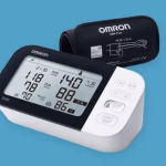 Omron M7 Intelli IT - HEM-7361T-EBK vérnyomásmérő (mandzsetta: 22-42 cm) thumbnail 1